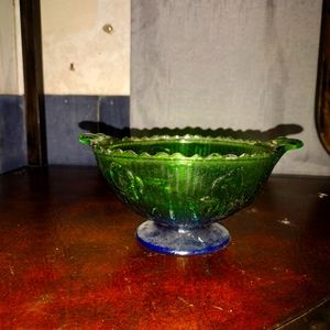 Glass bowl/dish